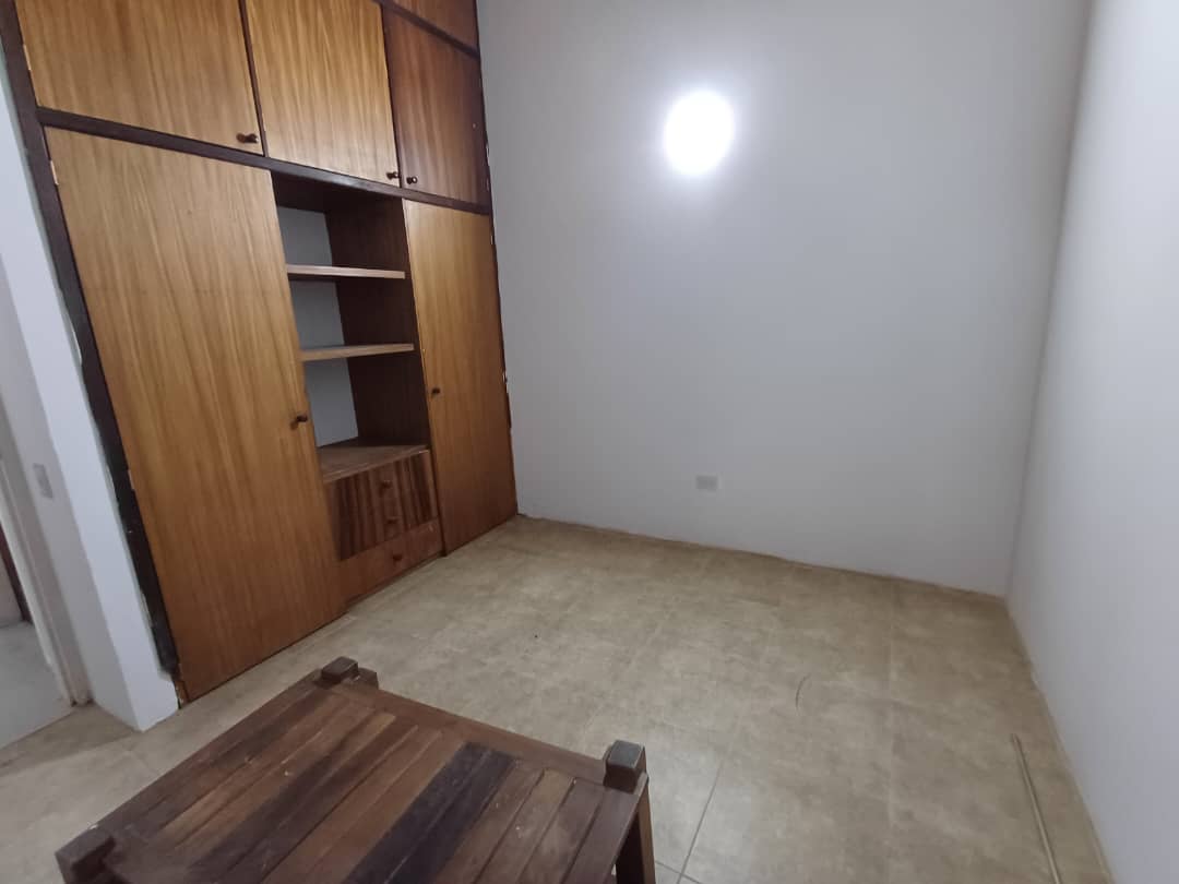 Splendid Family House-  Casa en Urb. Valle de Oro